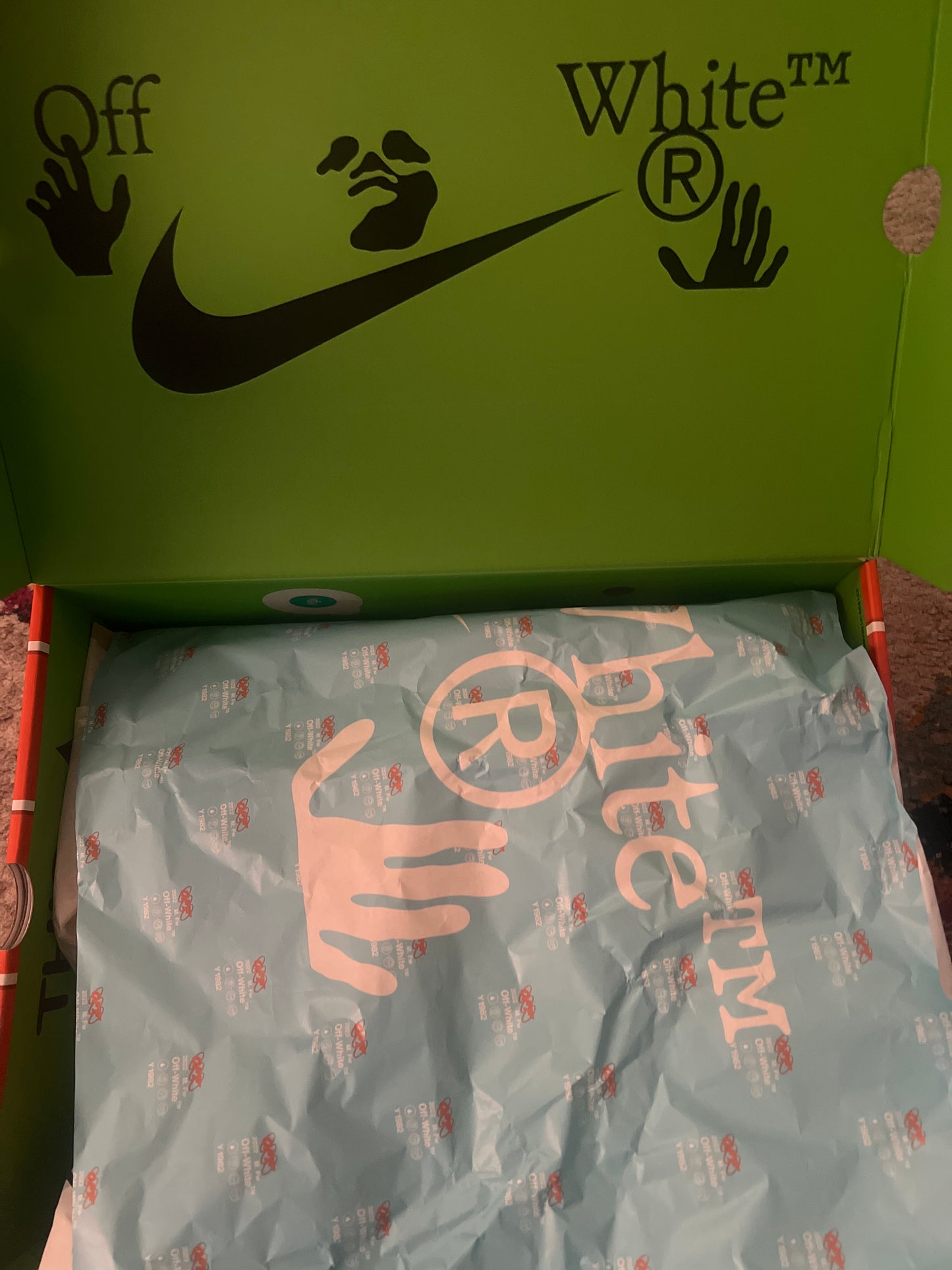 Off-White Nike Brand New in Box